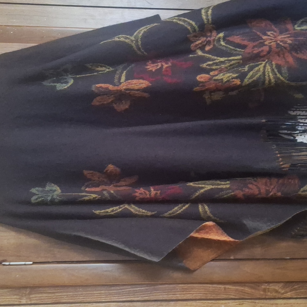 29 Palms Poncho - Picture 3 of 5
